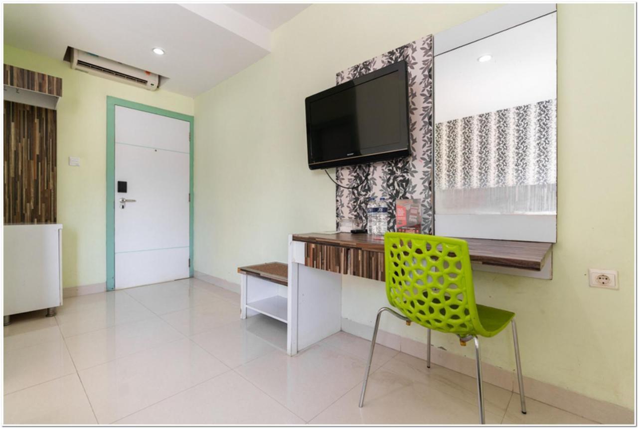 Reddoorz Plus @ Hertasning Area Makassar Exteriör bild